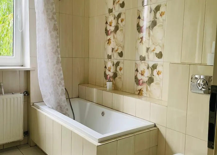 Slawin Δωμάτια σε οικογενειακή κατοικία *